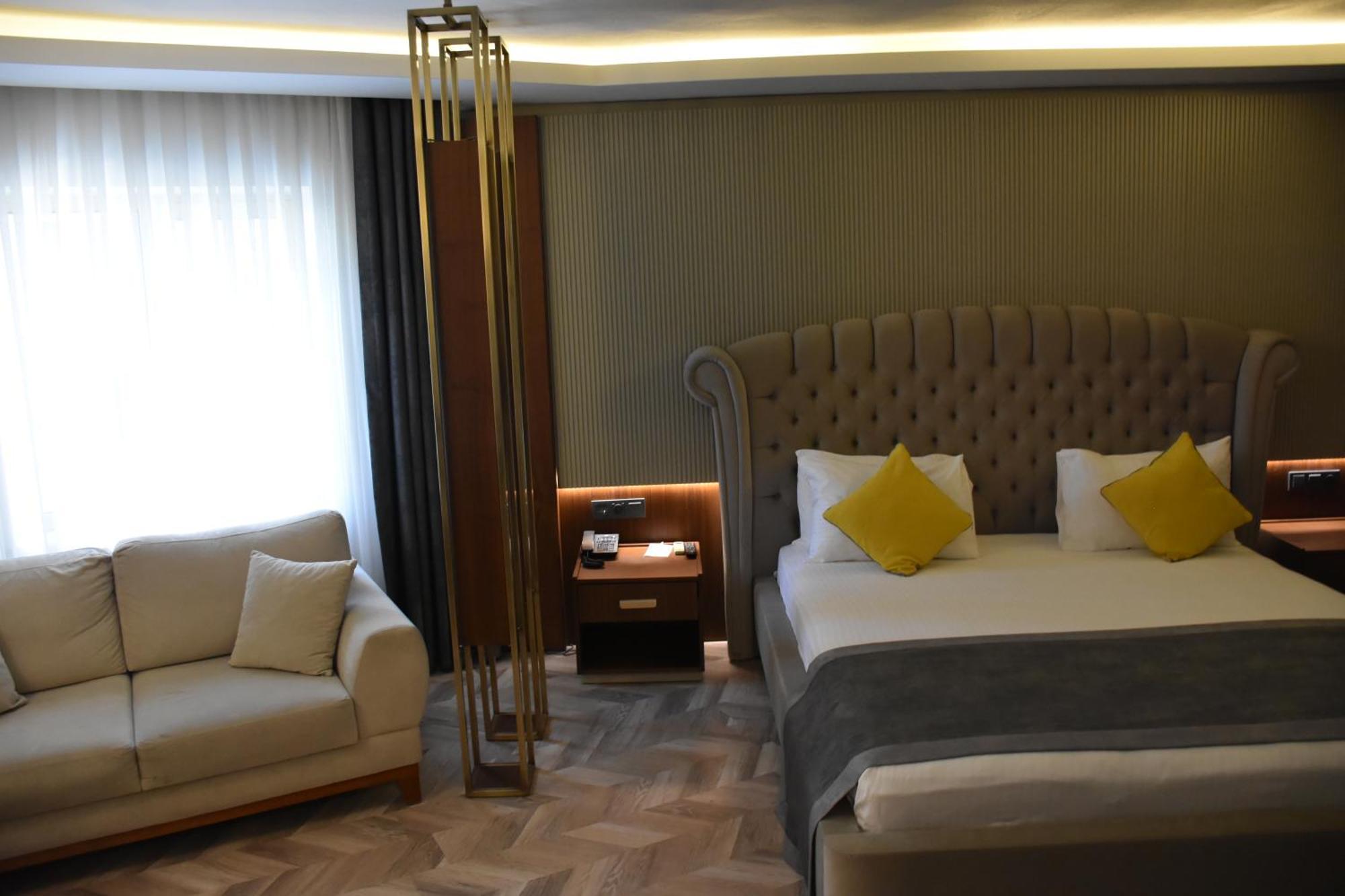 Uk Ankara Hotel Exterior foto